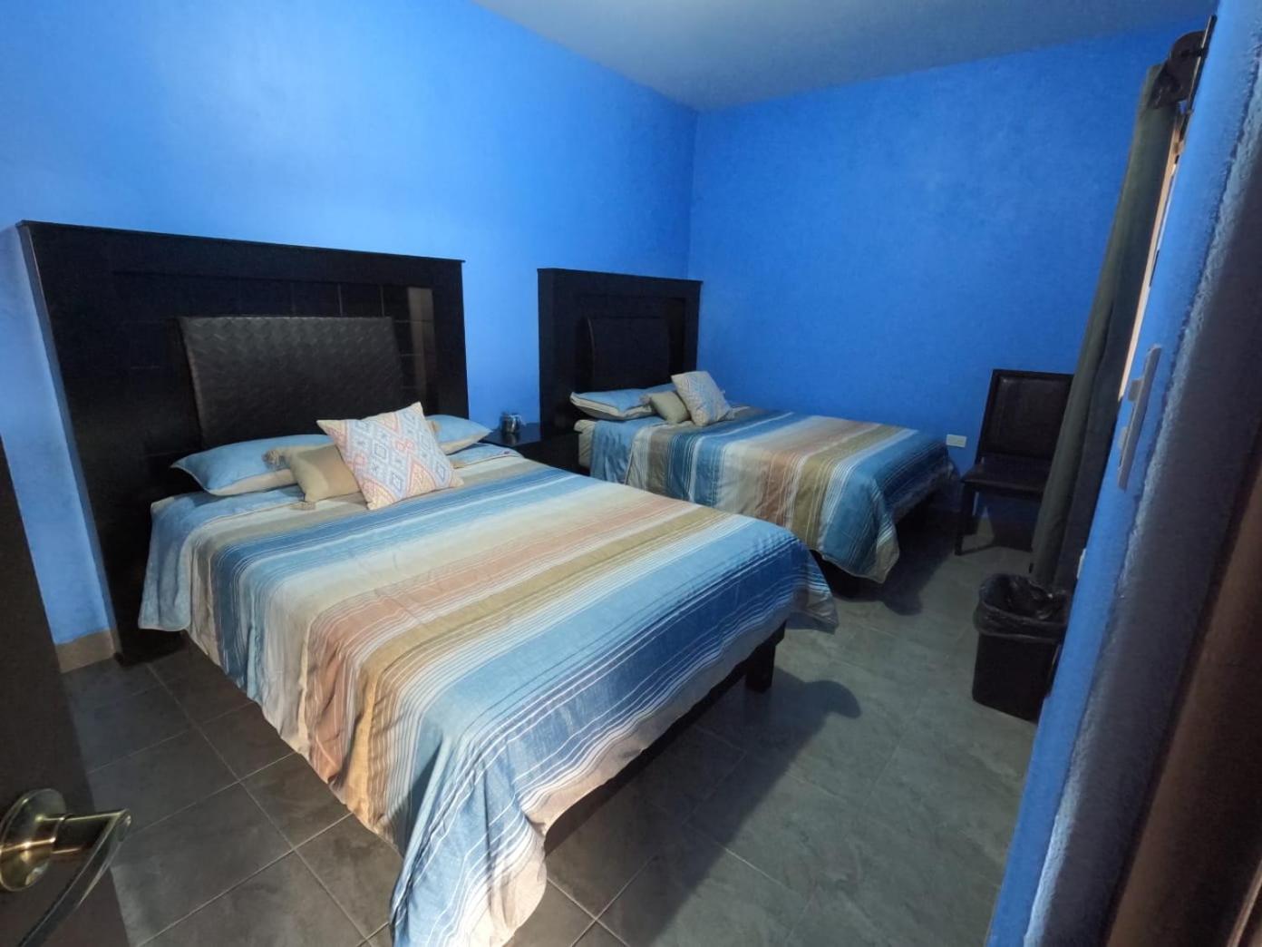 Hotel Prado'S Puerto San Carlos 외부 사진